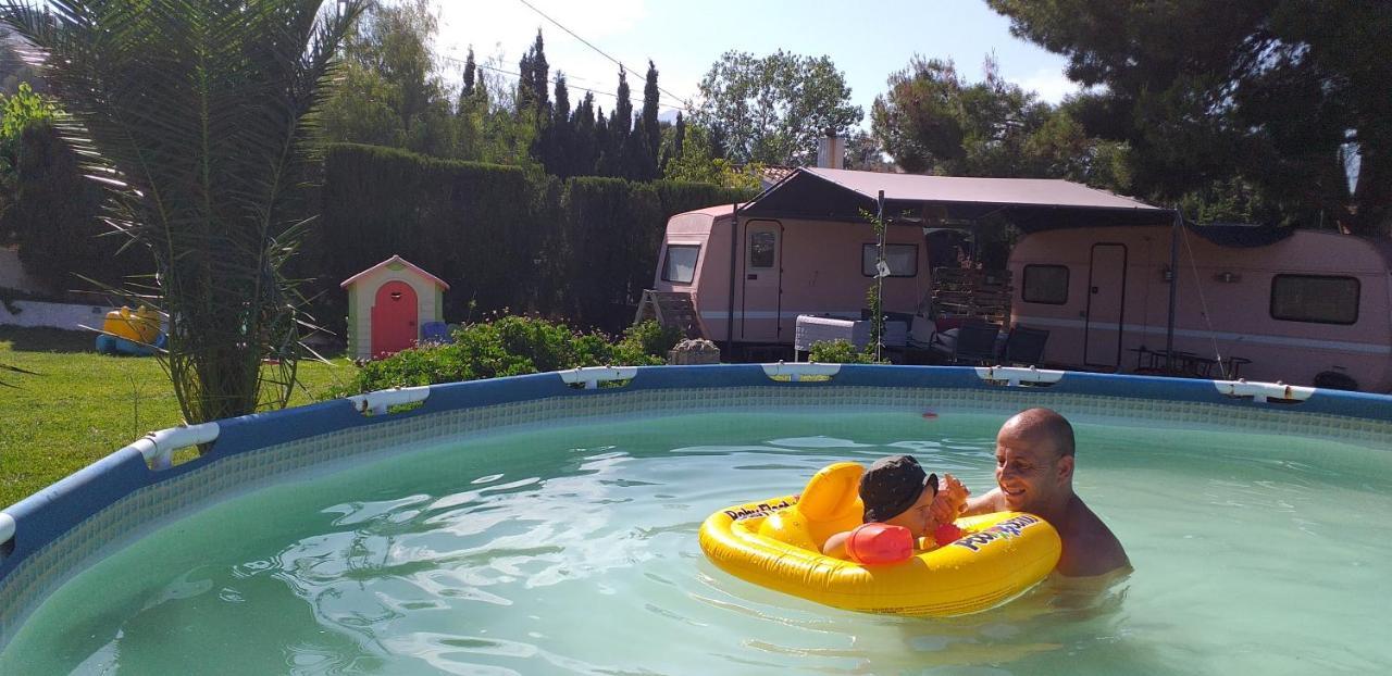 La Nucía Caravana- Glamping Casa Tortuga מראה חיצוני תמונה